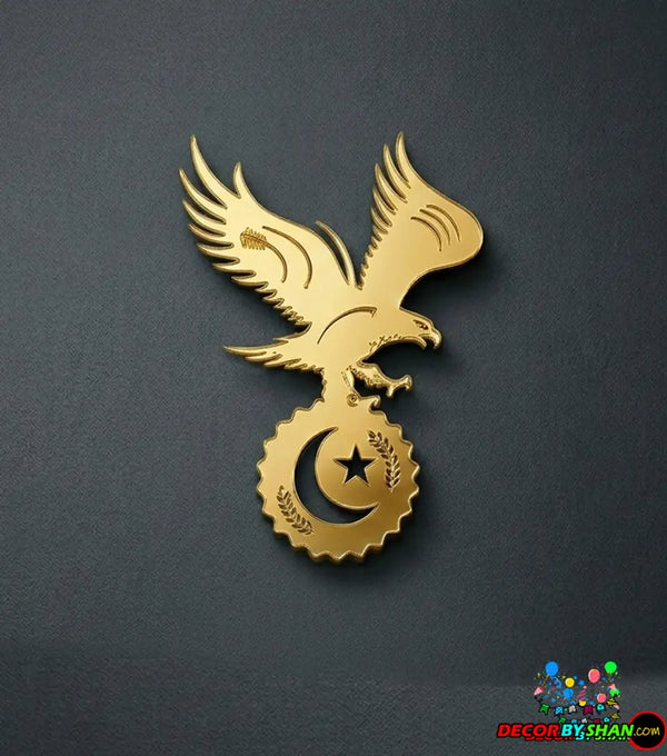 Premium Golden Eagle Emblem Badge – Patriotic Independence Day Accessory